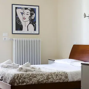 - Spazioso Nel Centro Di Appartamento